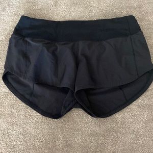 Lululemon speed up short size 4